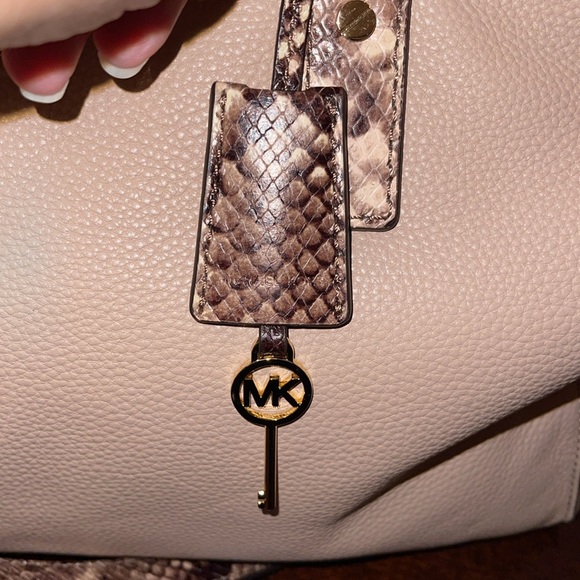 Michael Kors Hamilton Specchio Large North South Tote - Picture 7 of 11